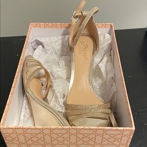 Jewel Badgley Mischka Glittering Gold Heels